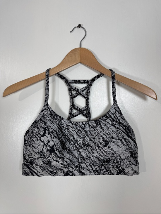 all in motion Other - WAT6 {All in Motion} Black White Print Racerback Ladderback Sports Bra